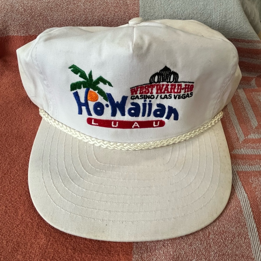 Vintage 1990s Ho'Waiian Luau Snapback Hat